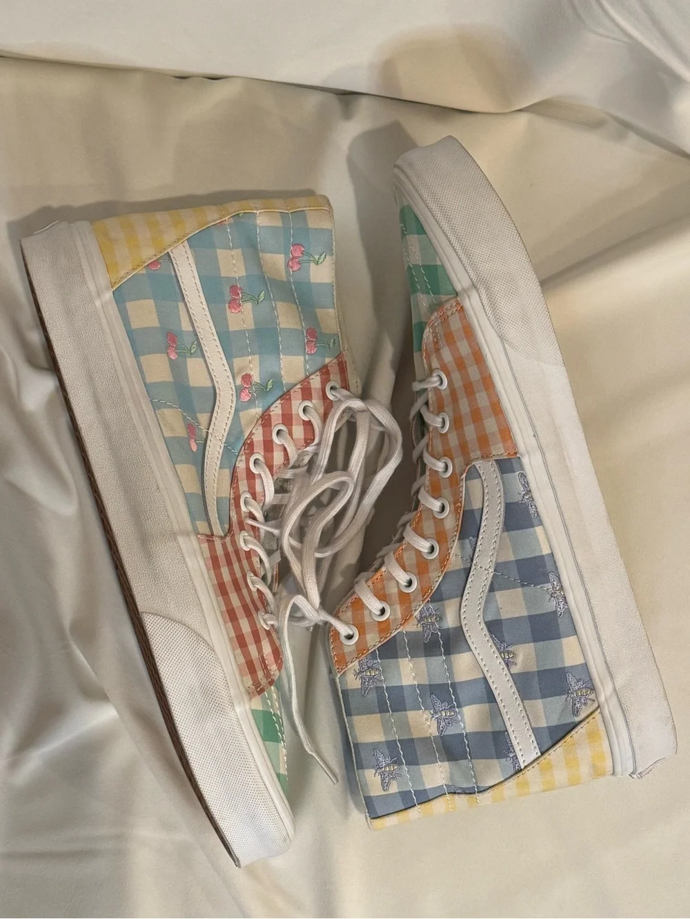 Vans Sk8-Hi Tapered Gingham Block Pastel Cherry Bee Embroidery NWOB Size 13 Men